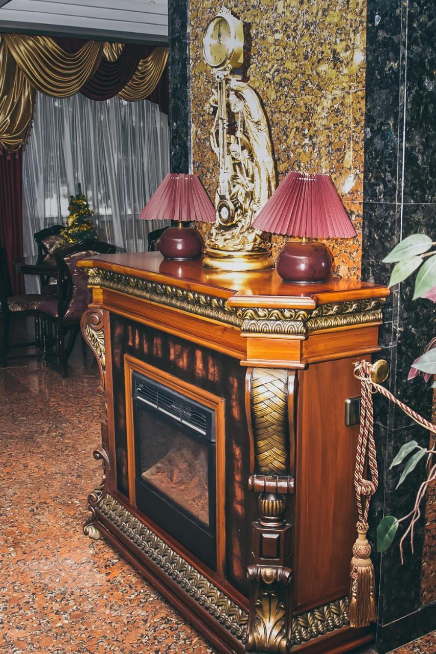 Dniprovski Zori クレメンチューク エクステリア 写真